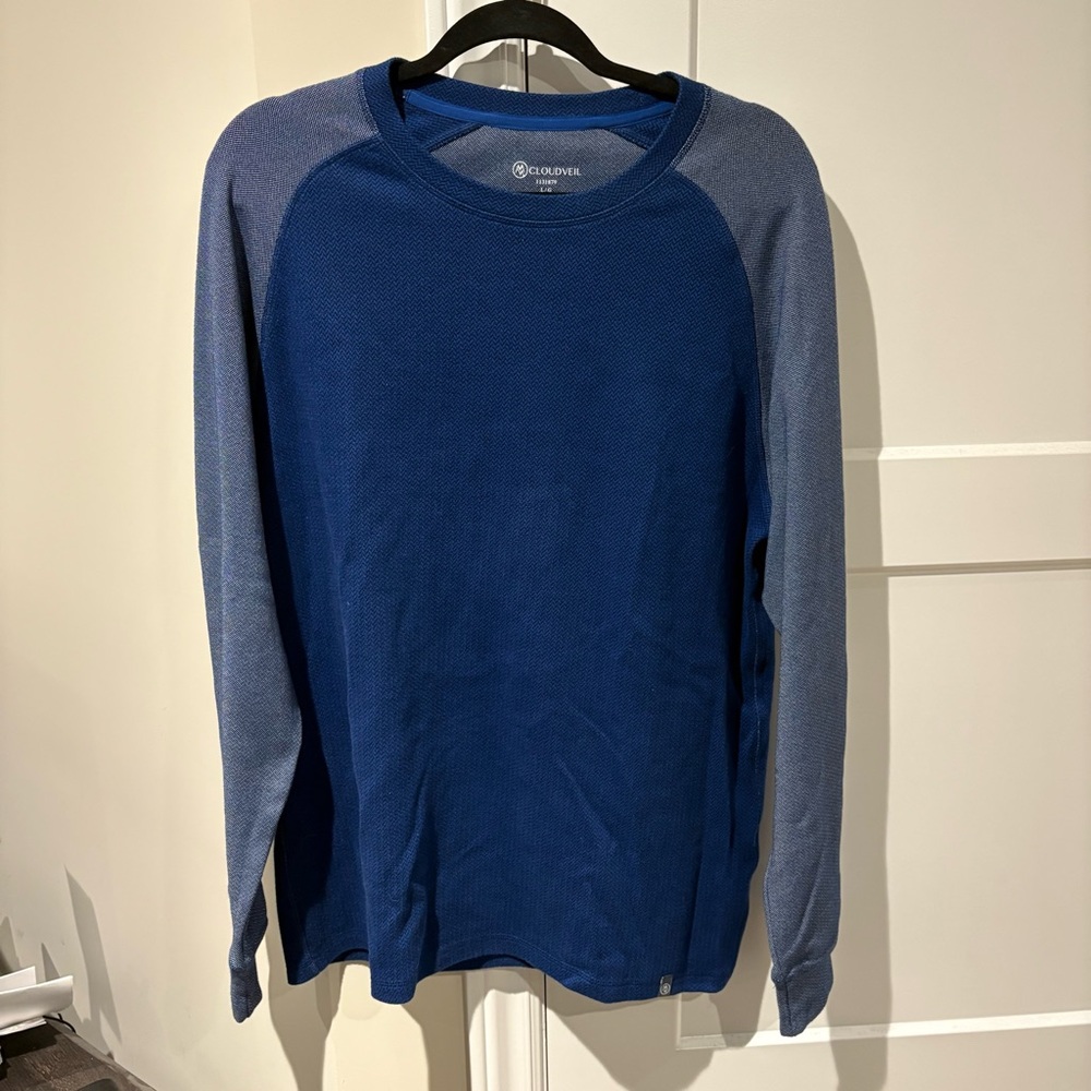 EUC Cloudveil Men's Blue & Grey long sleeve sweater - Size Large EUC
